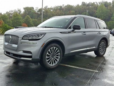 Certified 2022 Lincoln Aviator Reserve w/ Elements Package Plus image 3