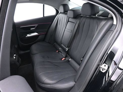 Used 2025 Mercedes-Benz E 350 Sedan image 15