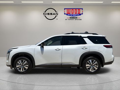 New 2026 Nissan Pathfinder SL AWD/4WD image 5