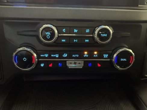 Used 2024 Ford F350 Platinum w/ FX4 Off-Road Package image 17