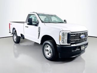 New 2026 Ford F350 XL 360° Tour