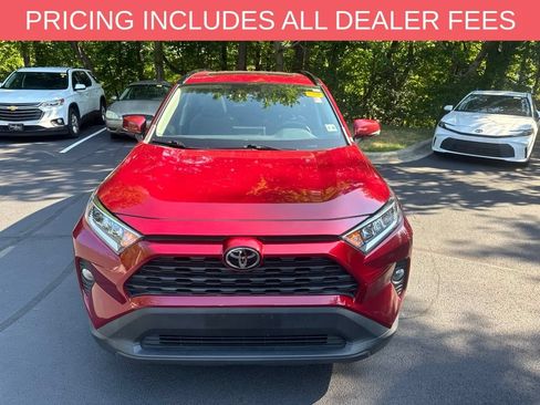 Used 2021 Toyota RAV4 XLE w/ Convenience Package AWD/4WD image 13