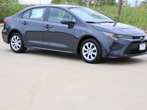 New 2026 Toyota Corolla LE FWD image 1