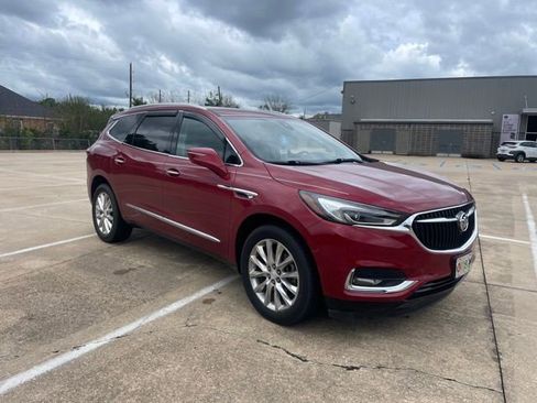 Used 2018 Buick Enclave Premium w/ Experience Buick Package AWD/4WD image 3