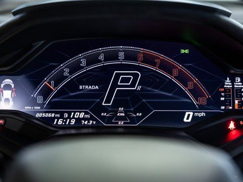 Used 2023 Lamborghini Huracan Tecnica RWD image 41
