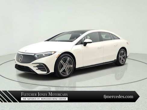 Used 2022 Mercedes-Benz EQS 580 4MATIC Sedan image 1