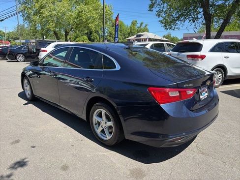 Used 2018 Chevrolet Malibu LS FWD image 5