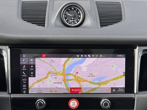 New 2026 Porsche Macan image 26