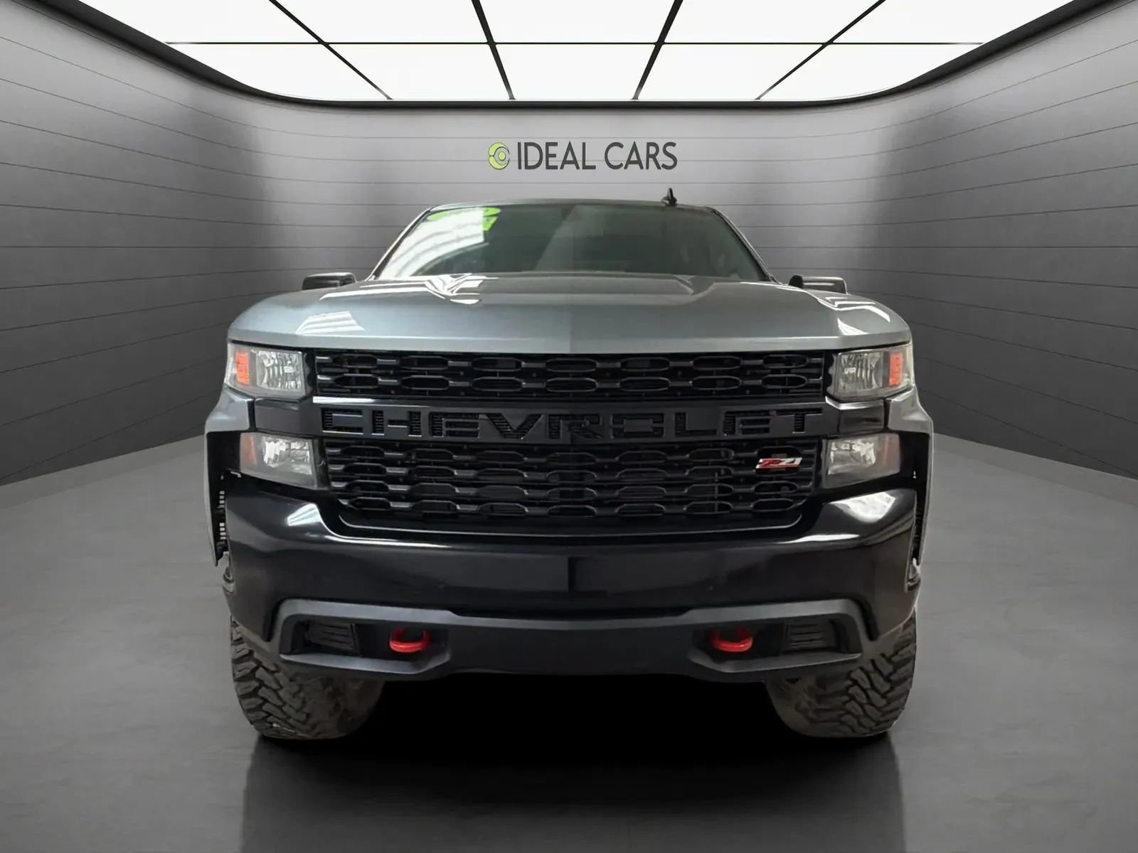 Used 2019 Chevrolet Silverado 1500 Custom Trail Boss w/ Custom Convenience Package AWD/4WD image 2
