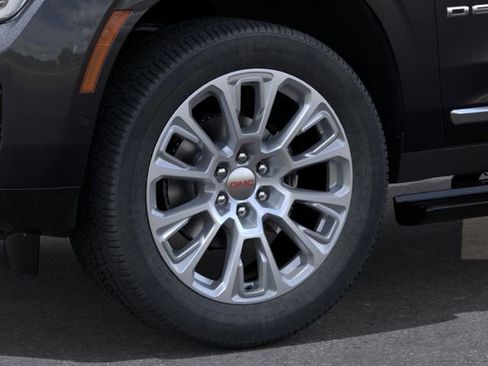 New 2026 GMC Yukon XL Denali w/ Sun & Power Step Package RWD image 9