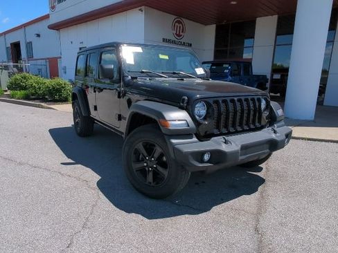 Certified 2022 Jeep Wrangler Unlimited Sport AWD/4WD image 3