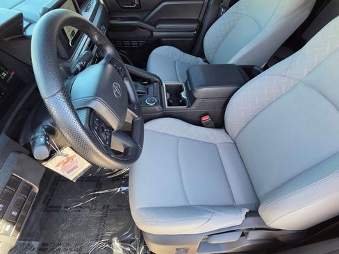 Certified 2025 Toyota Tacoma SR5 image 14