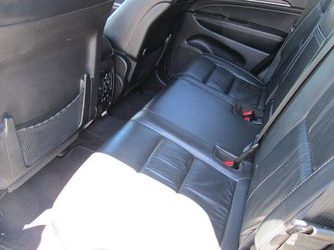 Used 2014 Jeep Grand Cherokee Limited AWD/4WD image 10