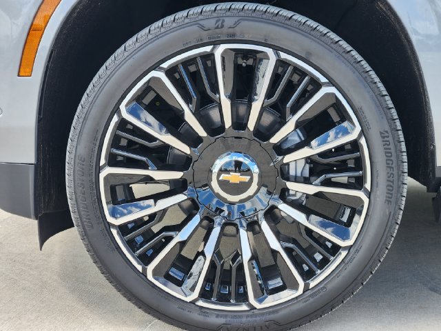New 2026 Chevrolet Tahoe High Country AWD/4WD image 8