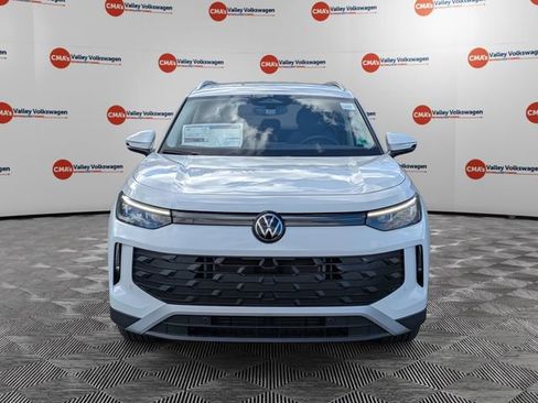 New 2026 Volkswagen Tiguan SE image 2