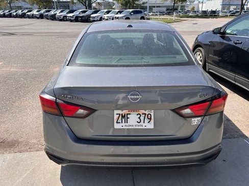 Used 2024 Nissan Altima 2.5 SV FWD image 4