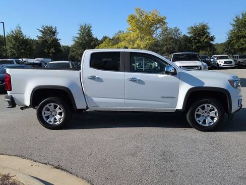Used 2017 Chevrolet Colorado LT w/ Luxury Package, Chrome RWD image 3