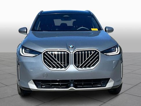 Used 2025 BMW X3 xDrive30i w/ Convenience Package image 4