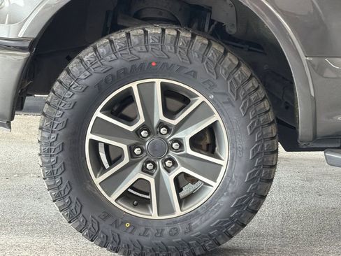 Used 2016 Ford F150 XLT w/ Equipment Group 302A Luxury AWD/4WD image 22