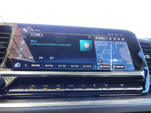 Used 2025 Chevrolet Silverado 1500 LTZ image 24