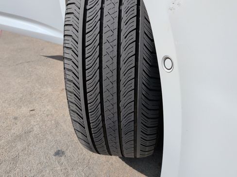 Used 2023 Audi A6 Premium Plus w/ Premium Plus Package image 12