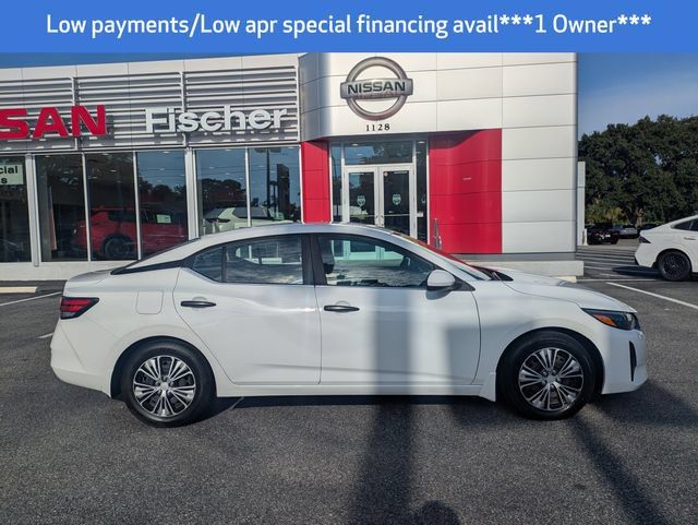 Certified 2024 Nissan Sentra S FWD image 3