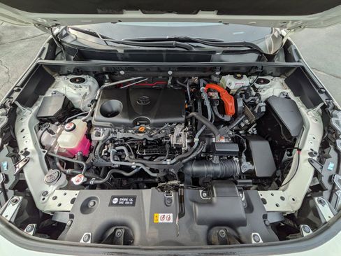 Certified 2021 Toyota RAV4 XLE Premium image 26