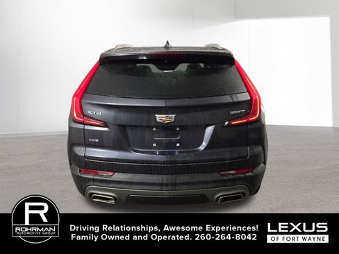 Used 2023 Cadillac XT4 Premium Luxury w/ Technology Package image 9