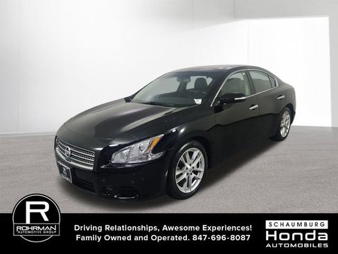 Used 2011 Nissan Maxima 3.5 SV w/ Premium Pkg FWD image 2
