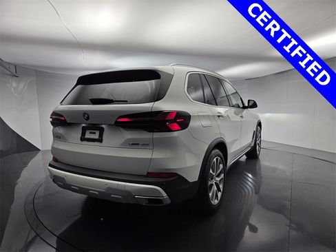 Certified 2024 BMW X5 sDrive40i w/ Premium Package image 10