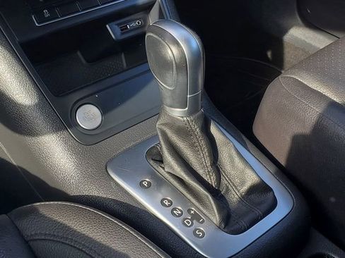 Used 2017 Volkswagen Tiguan Wolfsburg Edition image 21