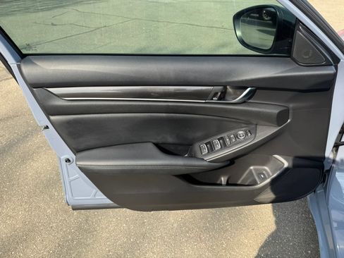 Used 2022 Honda Accord Sport image 16