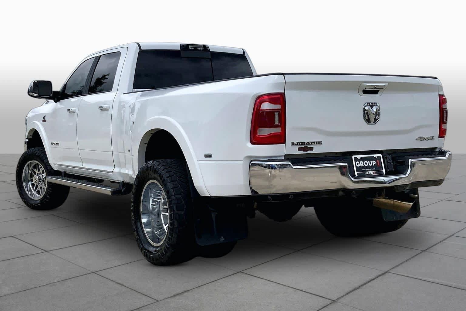 Used 2022 RAM 3500 Laramie AWD/4WD image 12