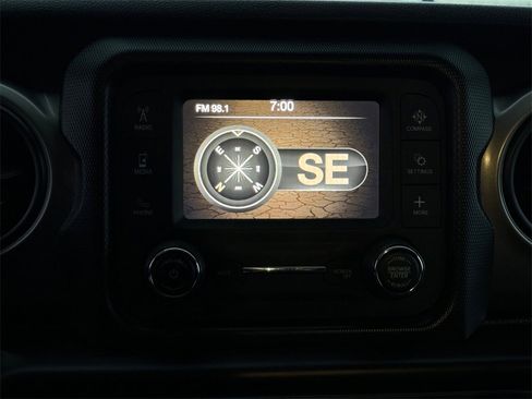 Used 2020 Jeep Gladiator Sport w/ Quick Order Package 24S image 19