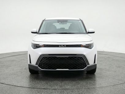 Used 2025 Kia Soul LX w/ LX Technology Package