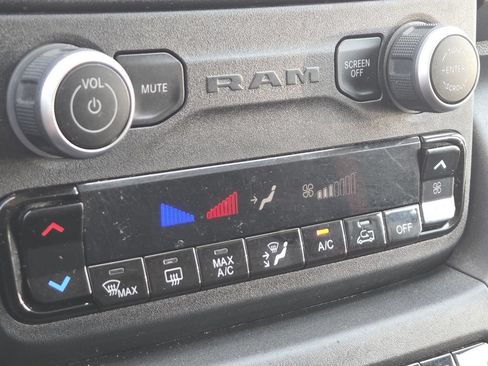 Used 2023 RAM ProMaster 3500 w/ Driver Convenience Group FWD image 27