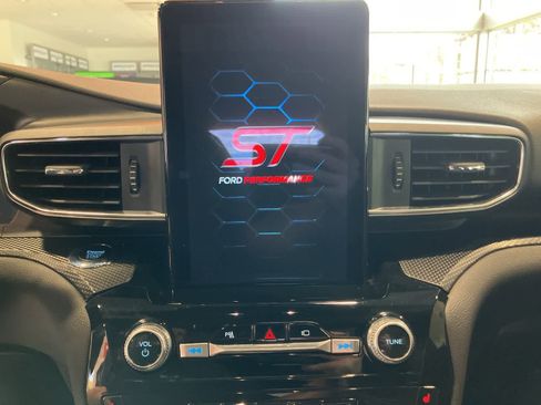 Used 2023 Ford Explorer ST w/ Equipment Group 401A image 24