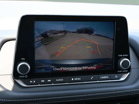 Used 2026 Nissan Rogue SV AWD/4WD image 29