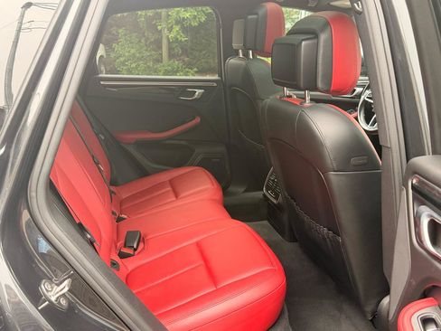 Used 2017 Porsche Macan S AWD/4WD image 26
