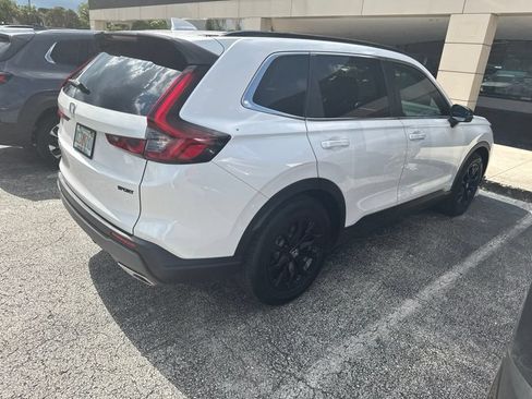 Used 2025 Honda CR-V Sport-L image 9