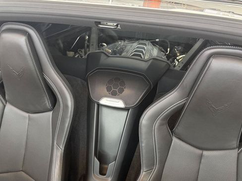 Used 2023 Chevrolet Corvette Stingray Coupe RWD image 34