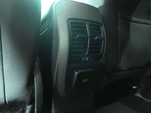 Used 2017 Ford Escape SE w/ Equipment Group 201A AWD/4WD image 14