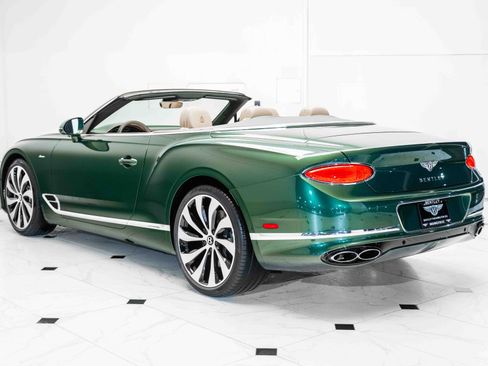 Used 2024 Bentley Continental GT V8 image 6