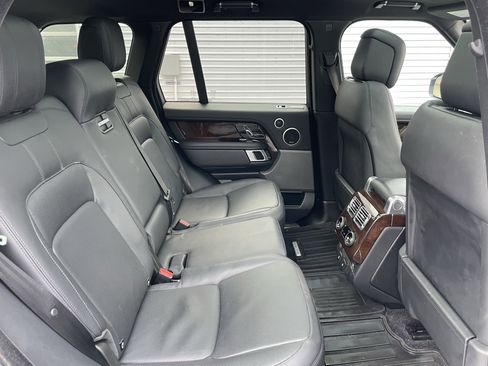 Used 2020 Land Rover Range Rover HSE image 31