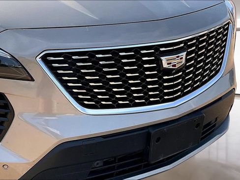 Used 2022 Cadillac XT4 Premium Luxury w/ Enhanced Visibility Package FWD image 29