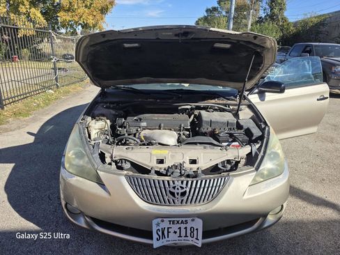 Used 2004 Toyota Solara SE Sport image 16