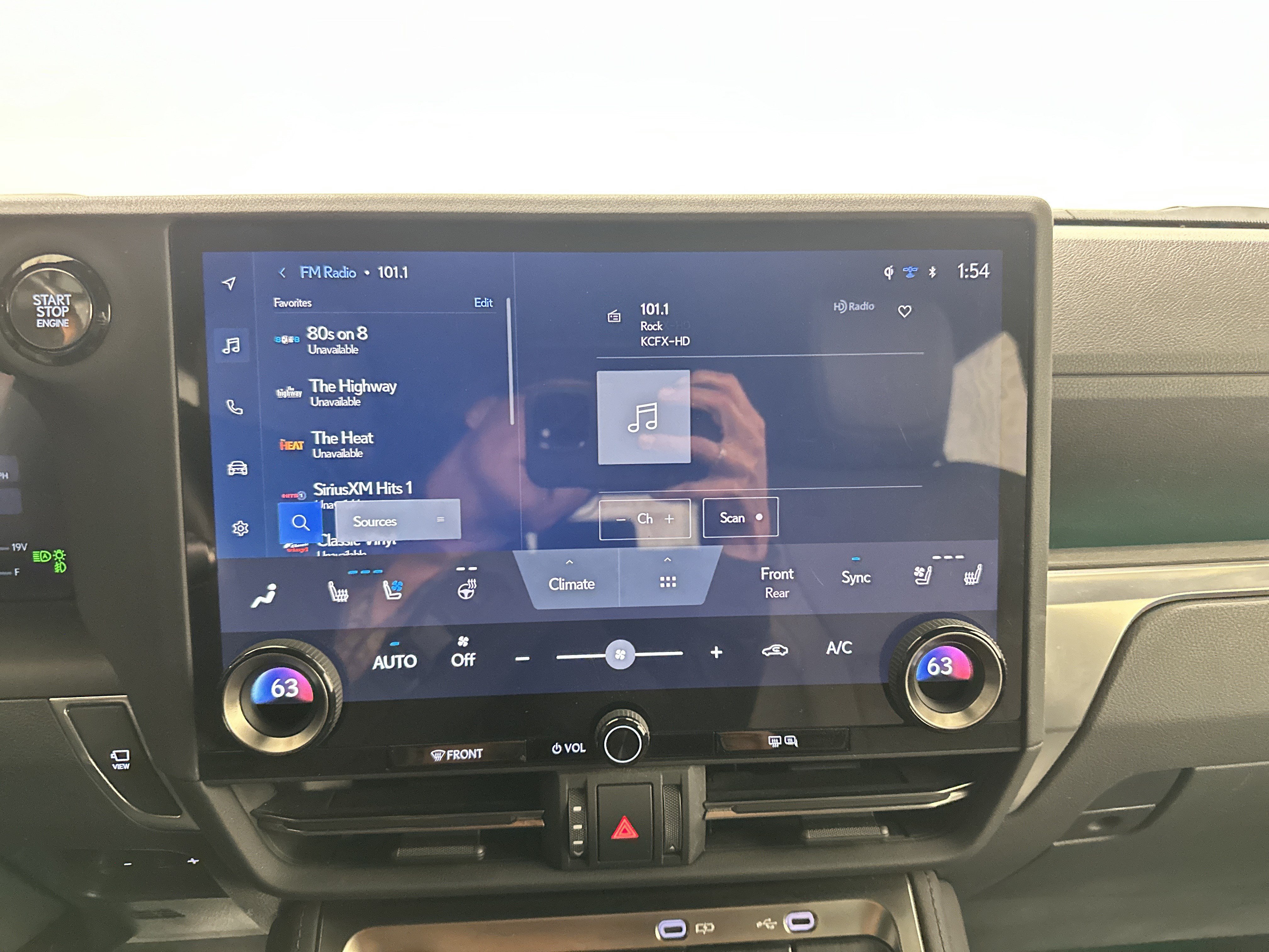 Certified 2024 Lexus GX 550 w/ Accessory Package (Z1) AWD/4WD image 23