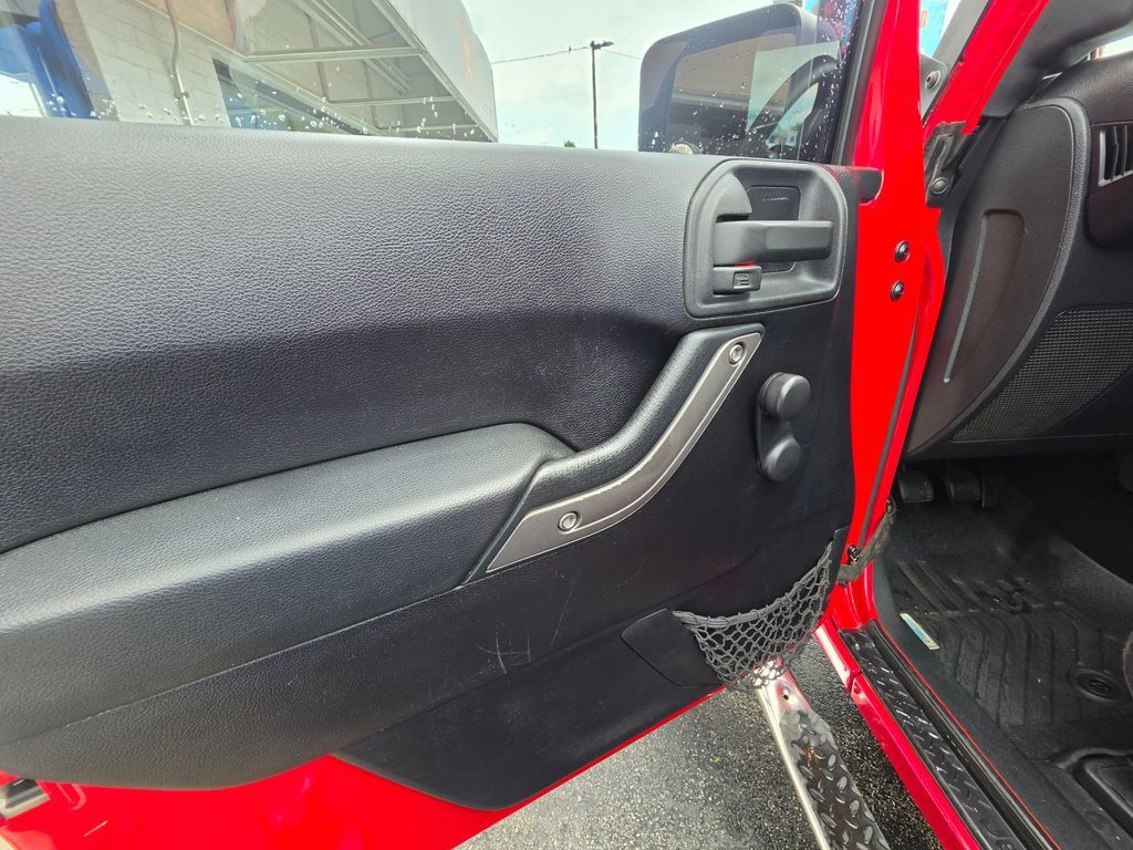 Used 2011 Jeep Wrangler Sport AWD/4WD image 8