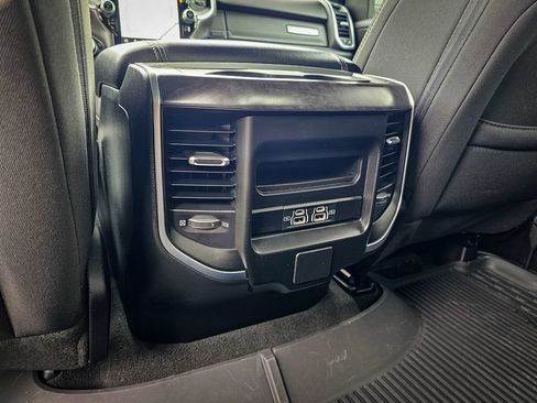 Used 2024 RAM 1500 Big Horn AWD/4WD image 38