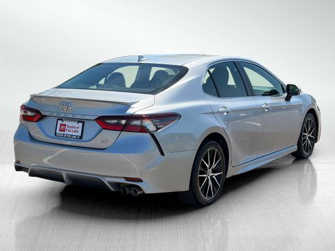 Used 2023 Toyota Camry SE FWD image 7